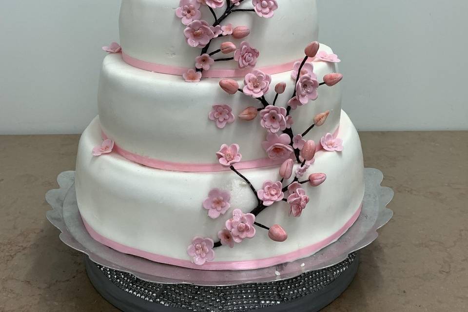 Wedding cake Cerisier du Japon