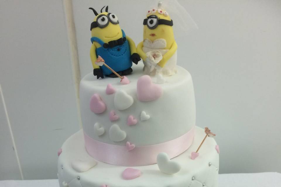 Wedding cake cupidon minions