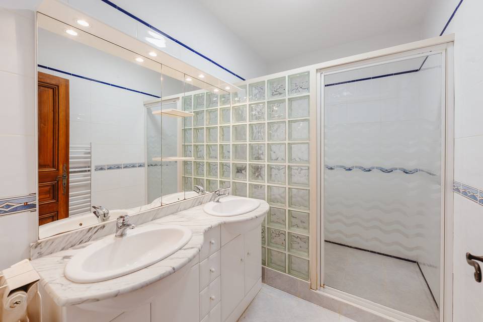 Aile Aëlys - Salle de Bain 2