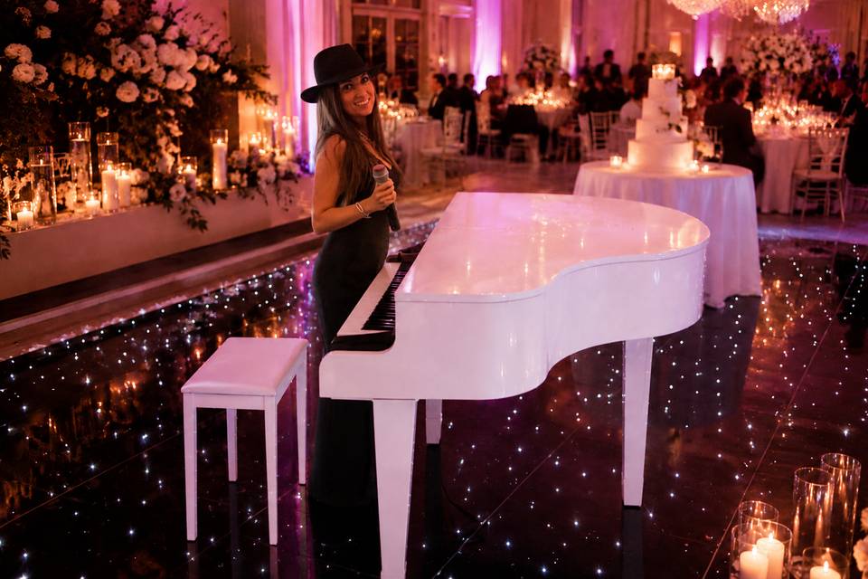 🎹 Option Exclusive — Piano à