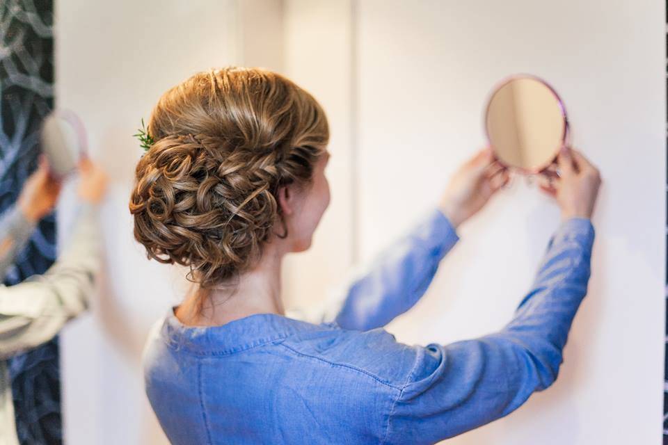 Chloé Nicollet - La coiffure d’un grand jour