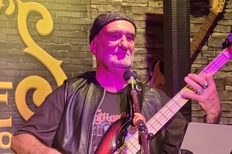 Dede bass
