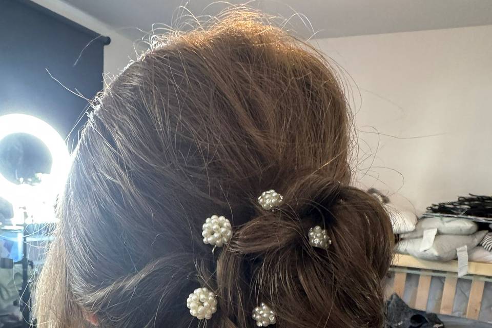 Chignon bas décoiffé