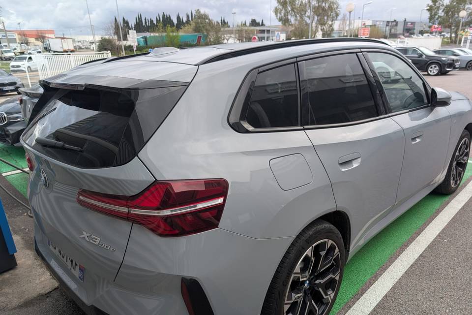 BMW-X3 30e