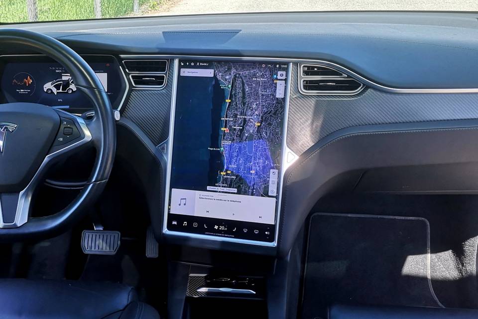 Tesla Modèl-X (auto. 350km)