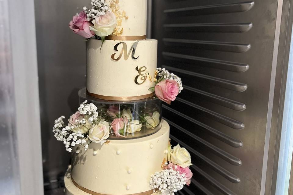 Weeding cake