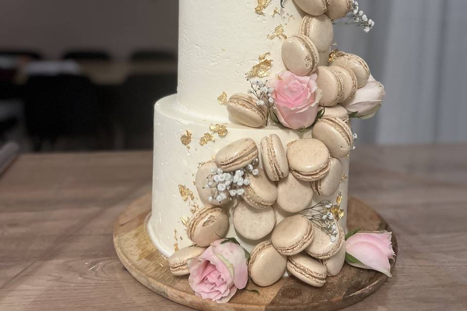 Weeding cake