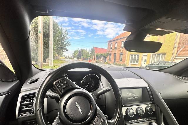 JAGUAR F-TYPE 340CV V6