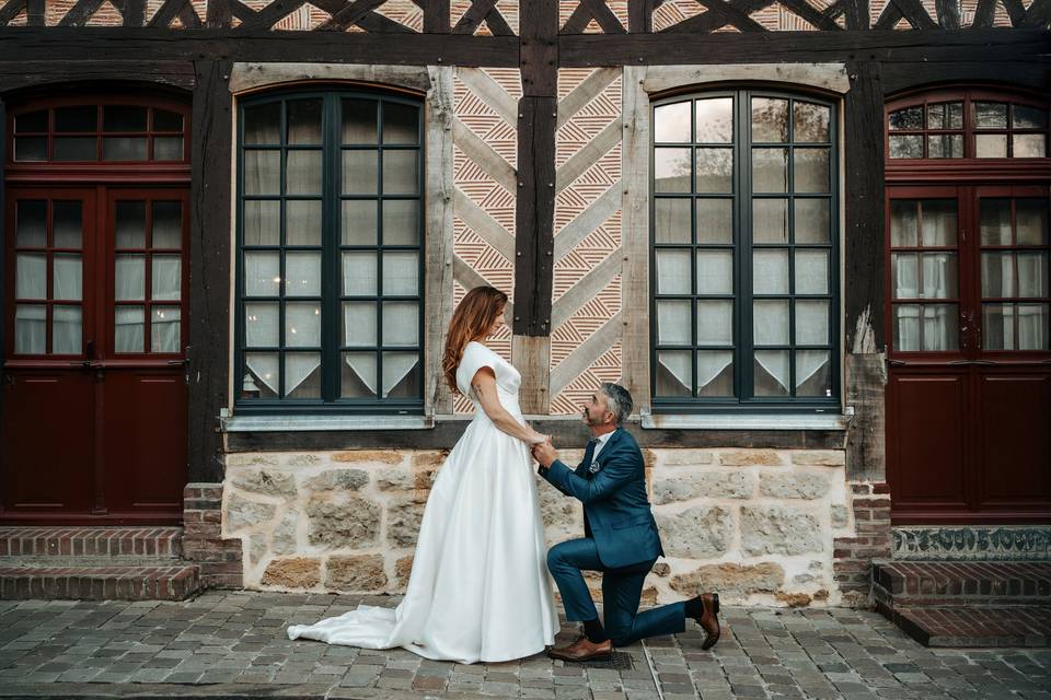 E & A
