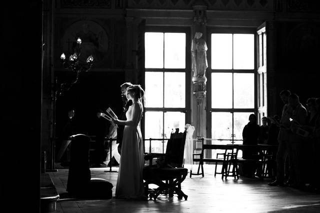 Noir et blanc dans la nef