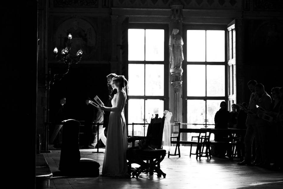 Noir et blanc dans la nef