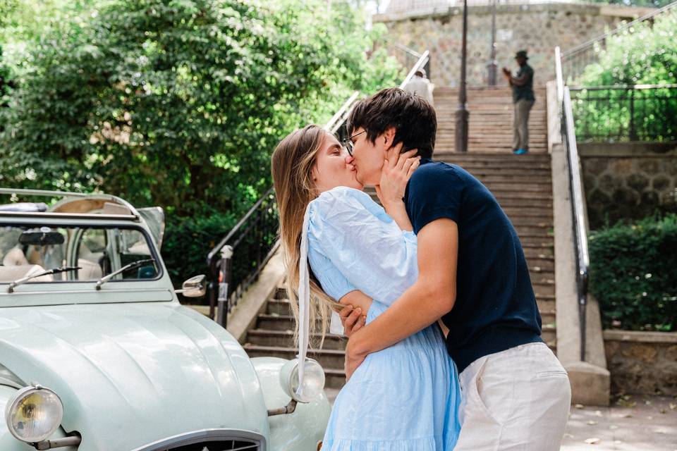 Kiss montmartre