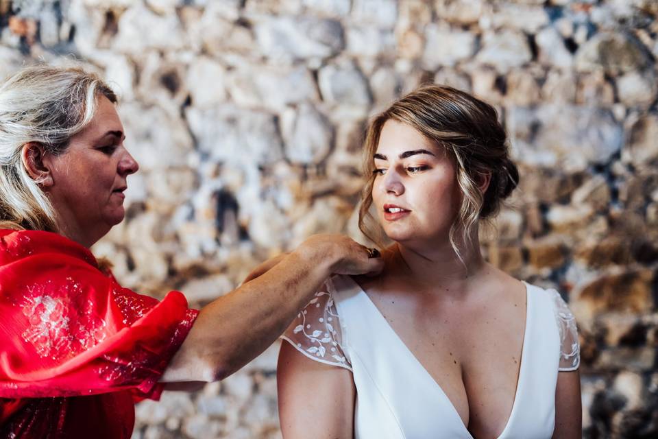 Préparatifs de la mariée