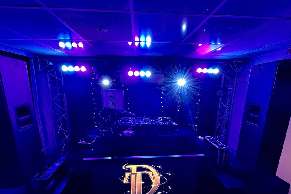REGIE DJ