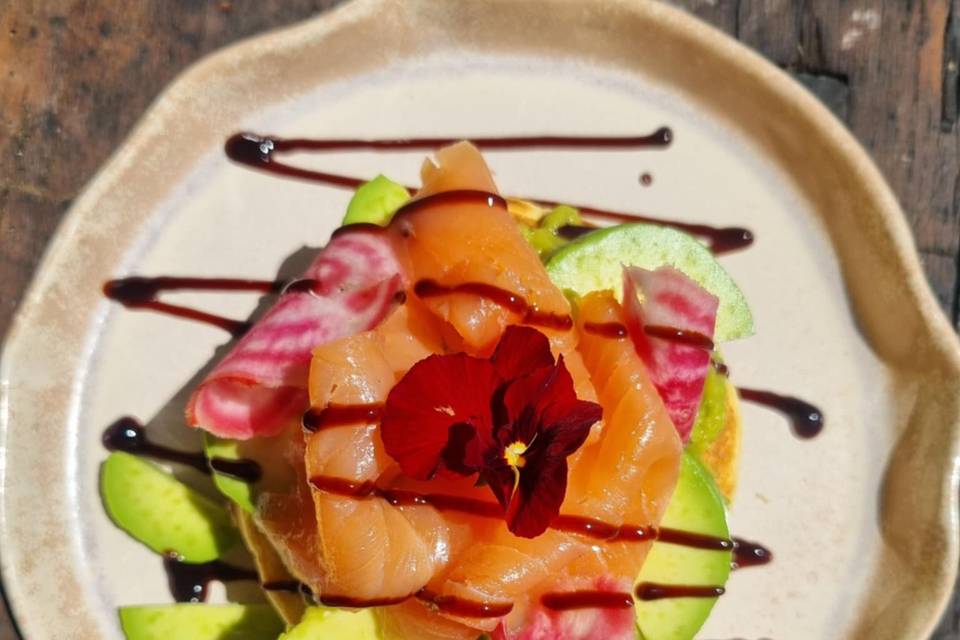 Avocat saumon oeuf mollet