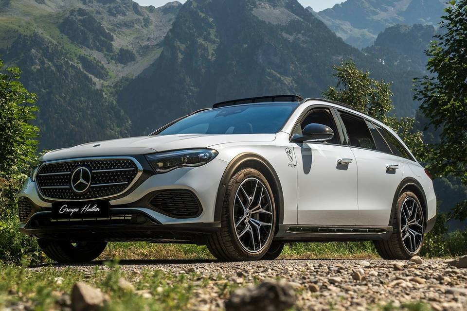 Mercedes Benz Rent Huillier