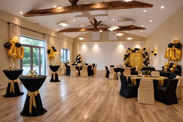 Hauteur sous plafond : 6 m