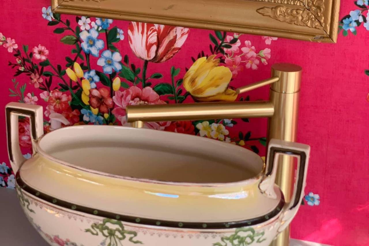 Le Petit Salon Vérifiez la disponibilité et les prix