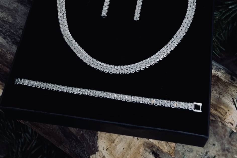 Parure Aura