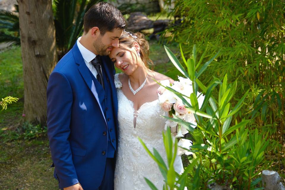 Couple en jardin la Seyne