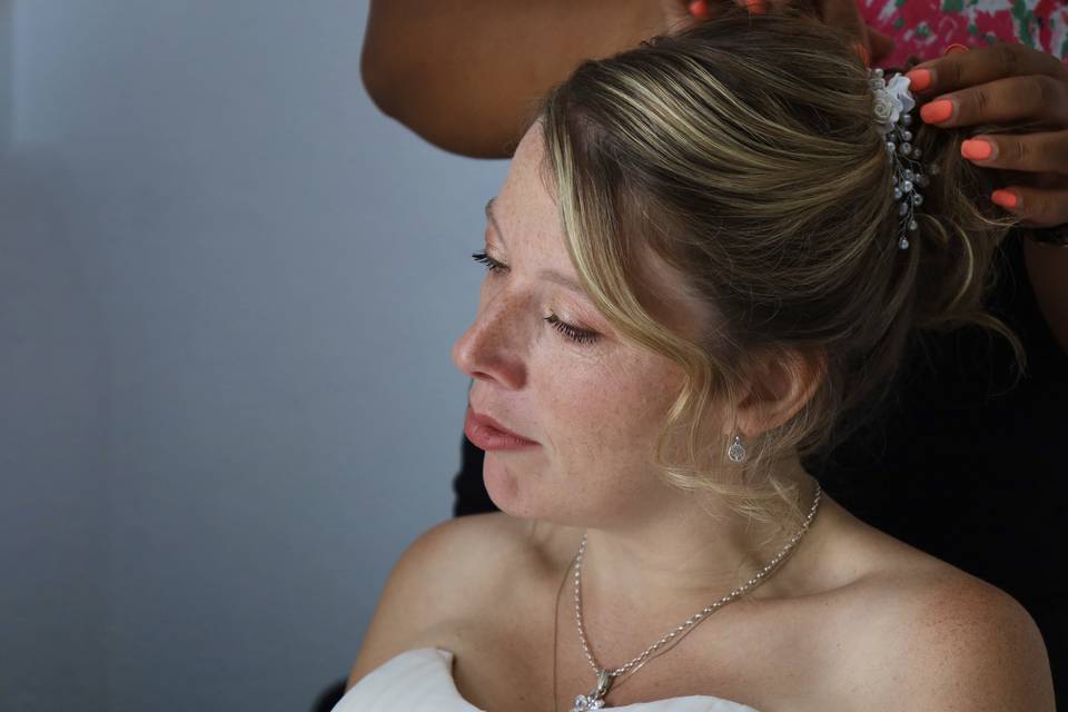 La coiffure de la mariée