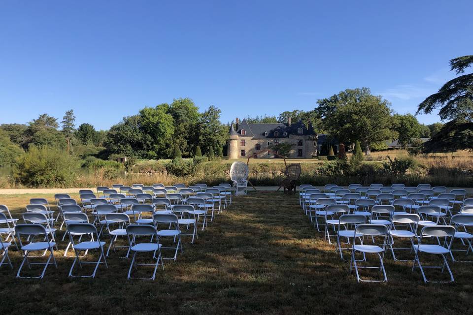 Cérémonie à la grotte