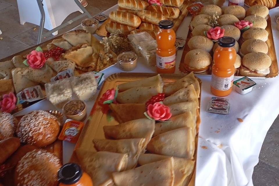 Buffet brunch