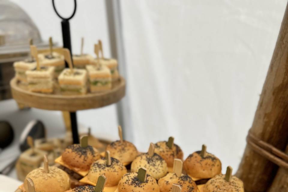 Mini burgers