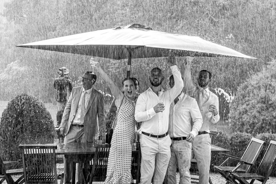 Happy même sous la pluie