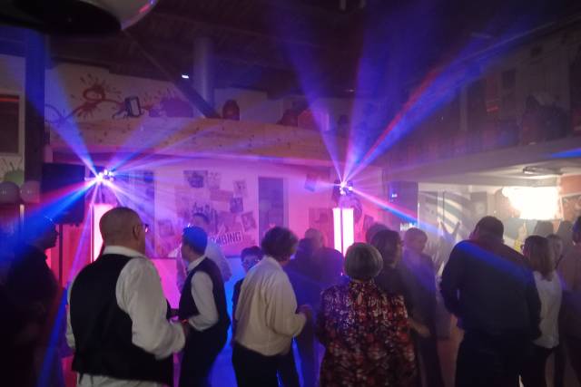 Dj Lyon cocktailspectacle