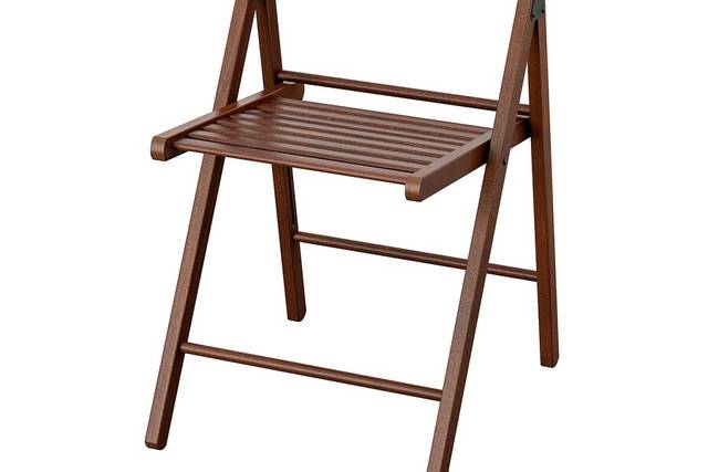 Chaises bois et blanches