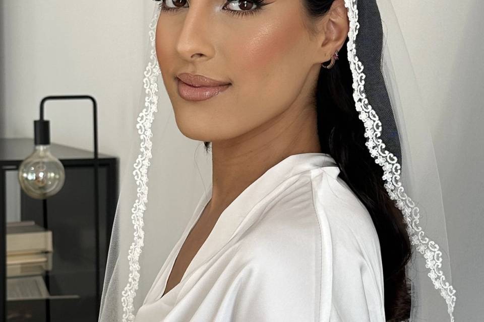 Bridal Make Up LC