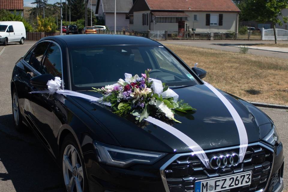 La voiture des mariés