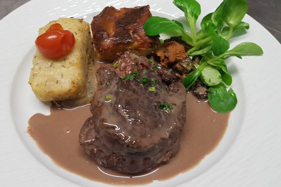 Filet boeuf sauce Rossini