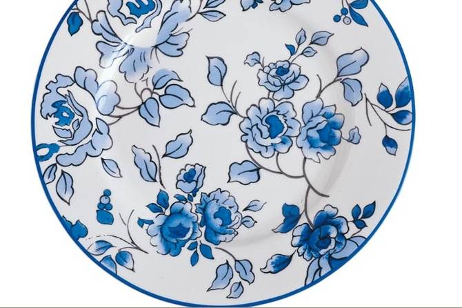 Assiette en porcelaine bleue