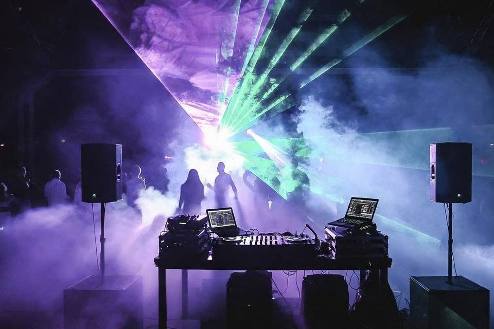 Show laser