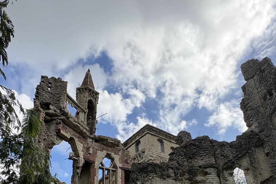 Les ruines des tours
