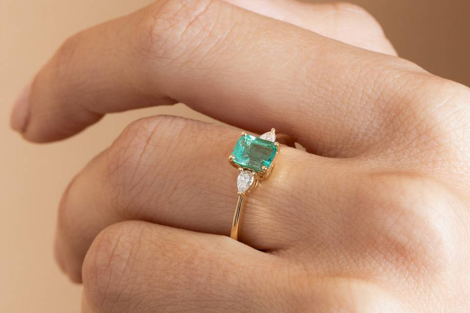 Bague émeraude et diamants or