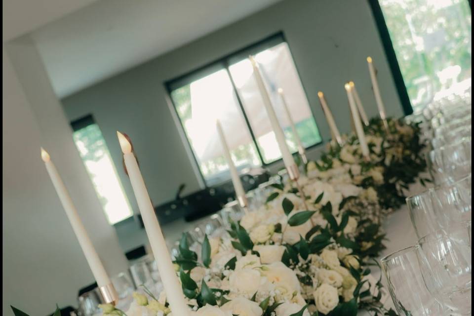 Chemin de table en fleurs