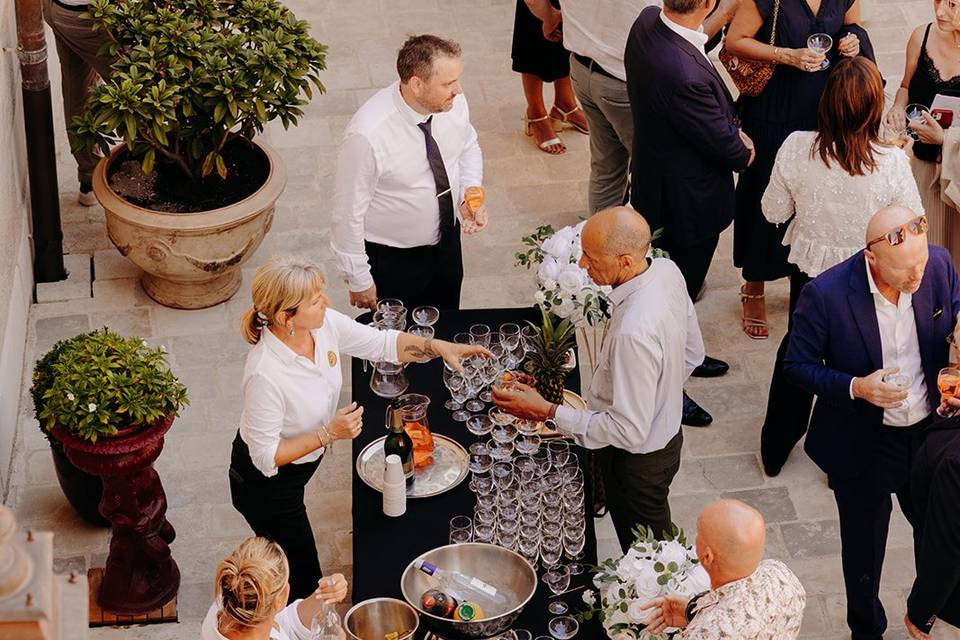 Cocktail dans la cour