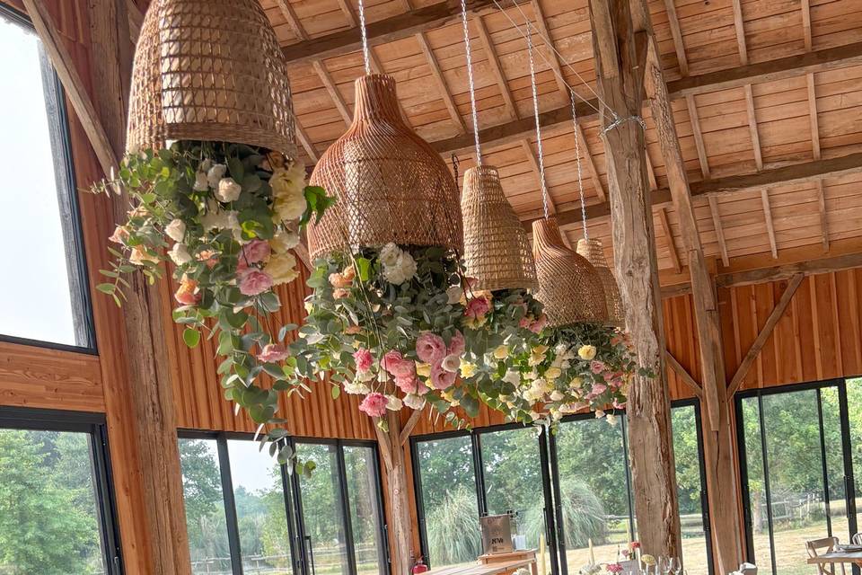 Suspension florale table marié