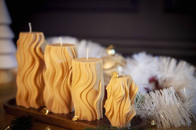 Wavy candle