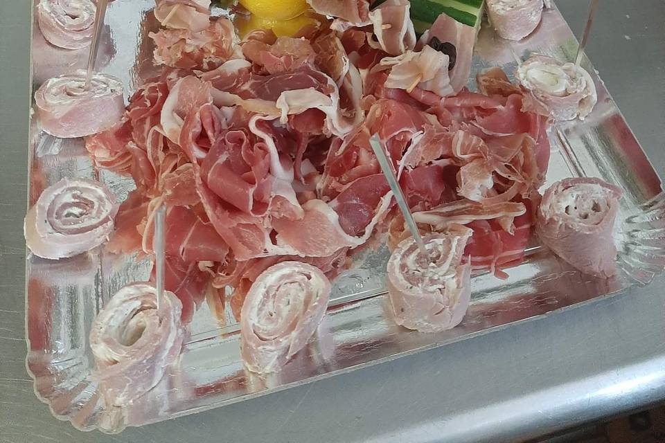 Assortiment de charcuterie mai