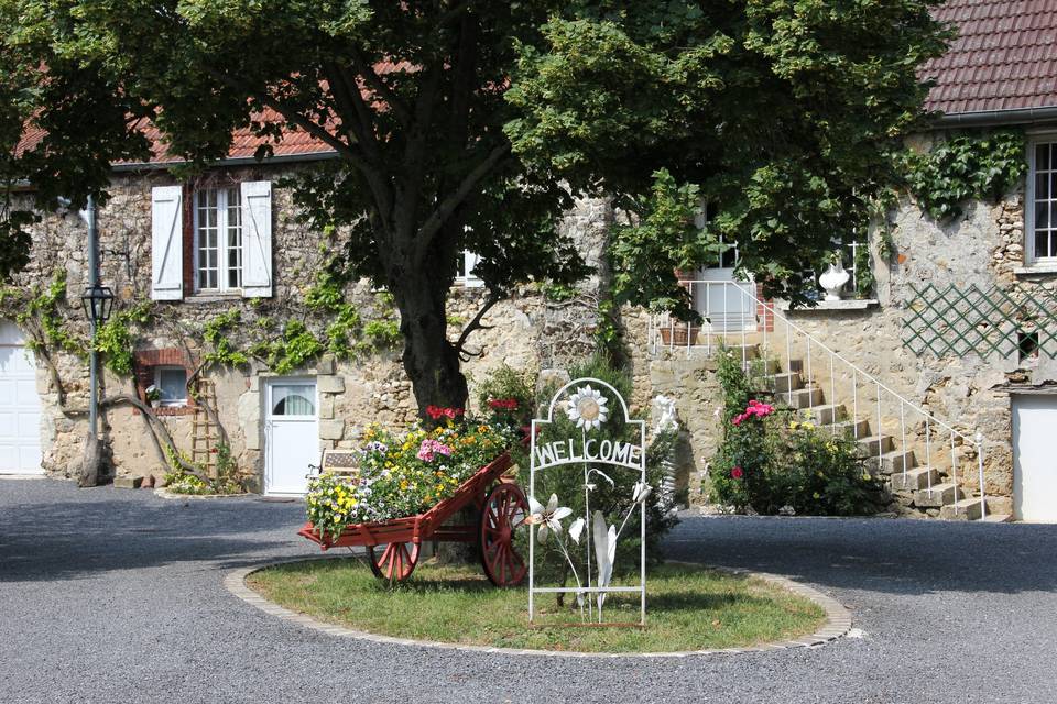 Arrivée sur cour