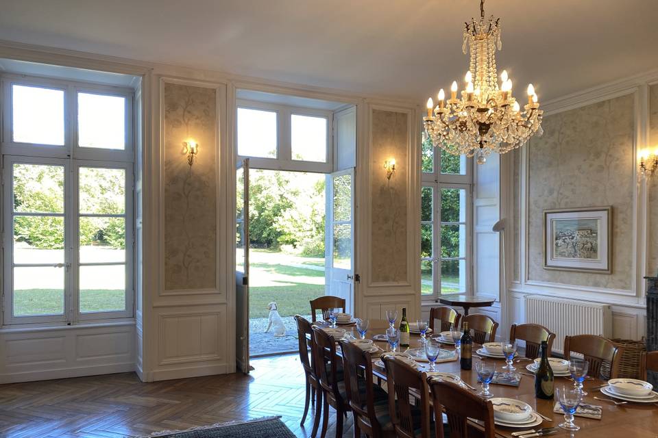 Salle à manger 20 personnes