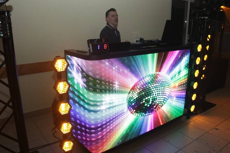 Tony DJ