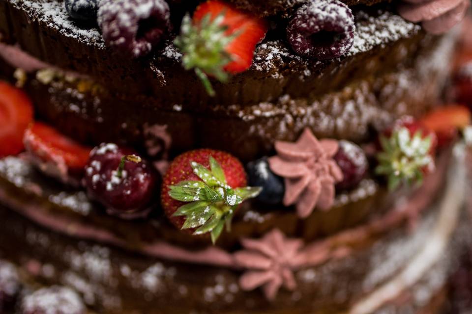 Naked cake aux fruits rouges