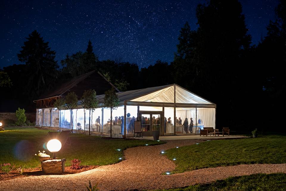 Pavillon du parc ext nocturne