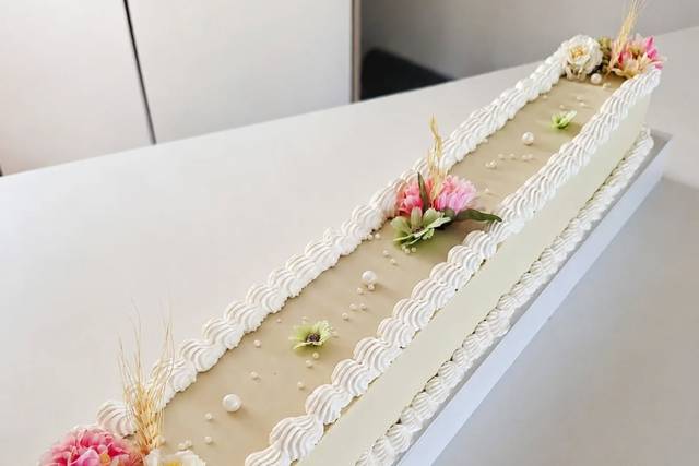 Wedding cake long 2026
