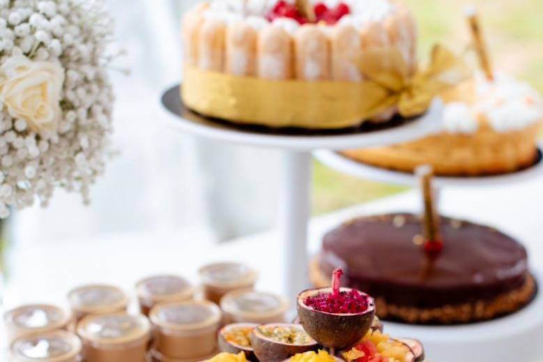 Buffet fruits et pâtisserie